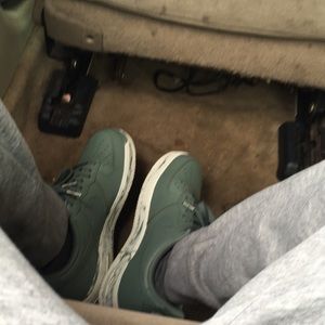 Meet your Posher, Juan